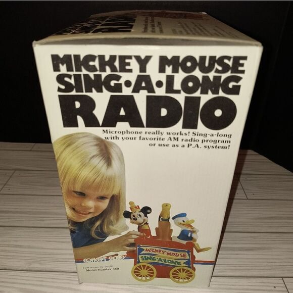 Disney Mickey Mouse Donald Duck Vintage Sing a Long Radio in Original Box - Picture 7 of 9